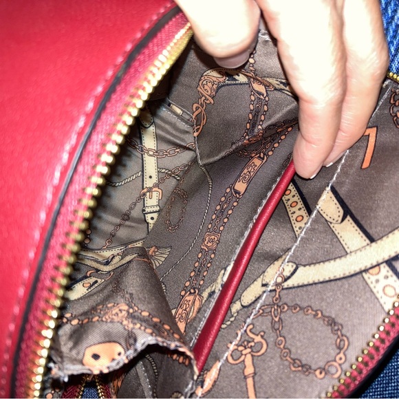 NWOT Round Deep Red and Cheetah Print Mini Bag - Picture 10 of 10